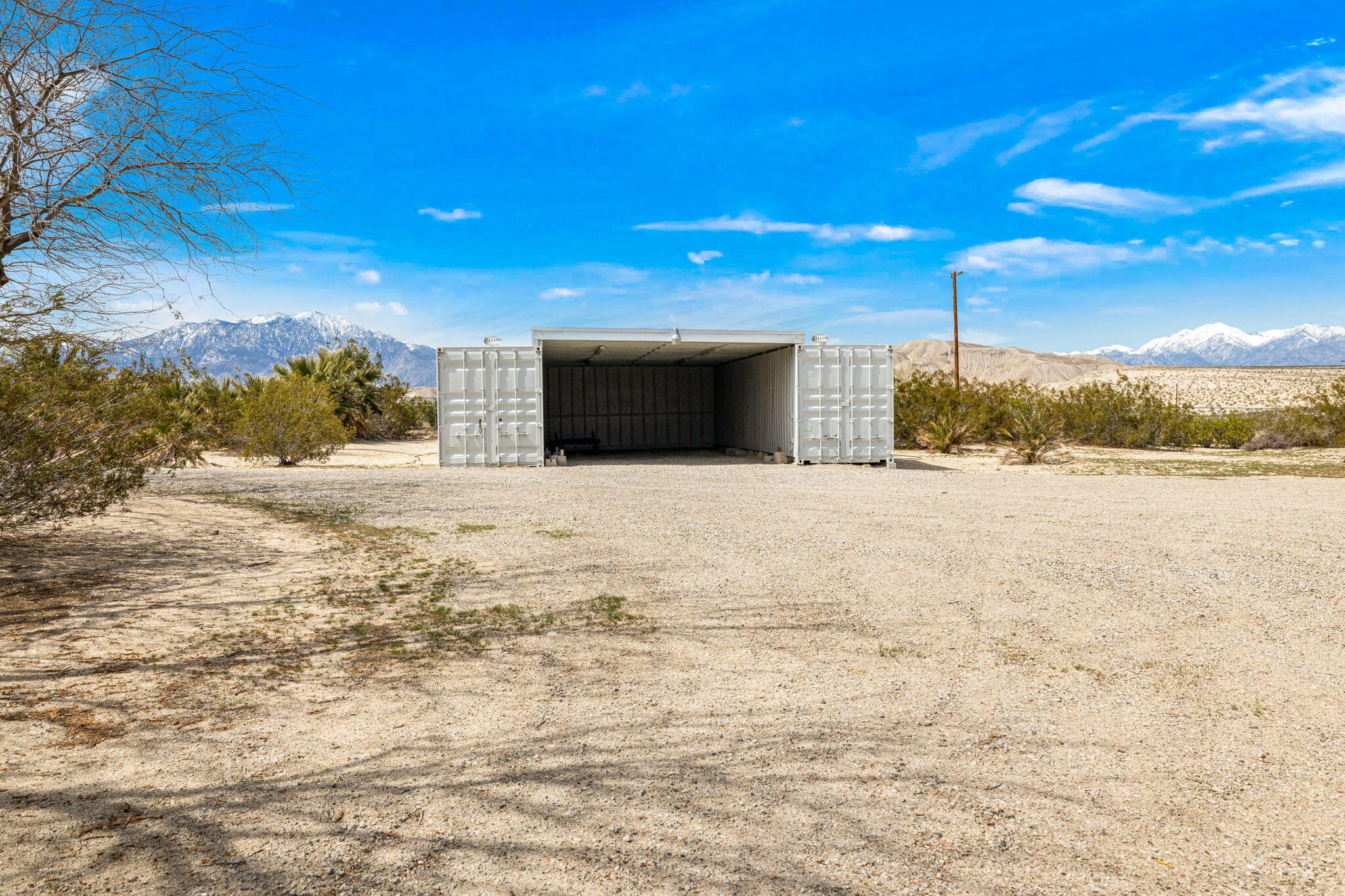 23405 Henry Road Desert Hot Springs, CA 92241 - Photo 62 of 66 55-web-or-mls-2Z7A2505