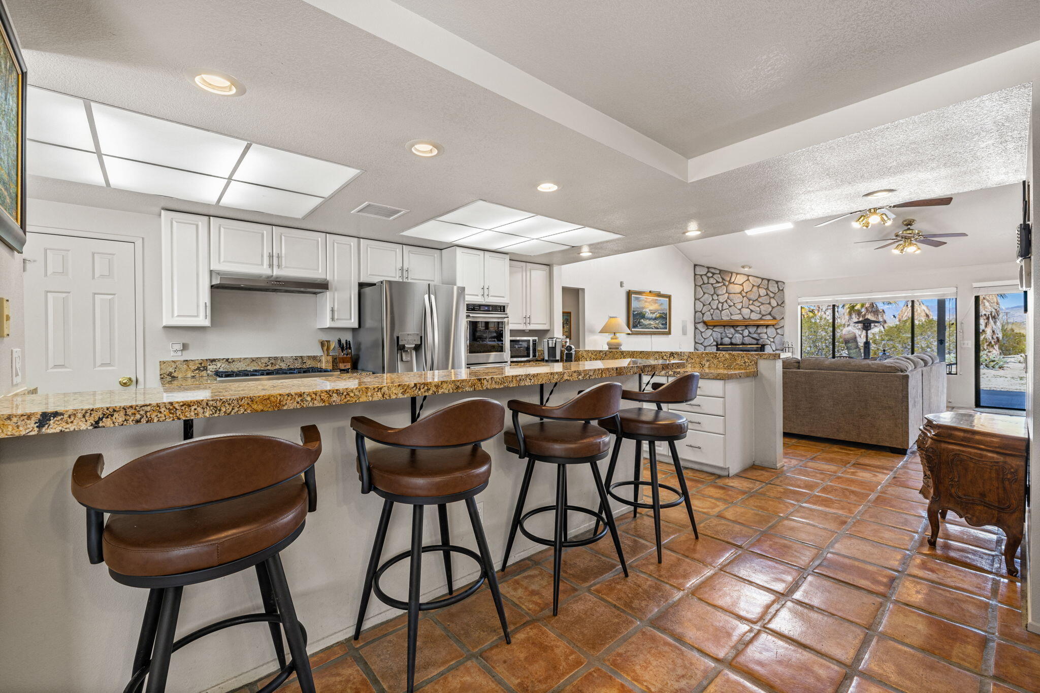 23405 Henry Road Desert Hot Springs, CA 92241 - Photo 10 of 66 93-web-or-mls-2Z7A2319