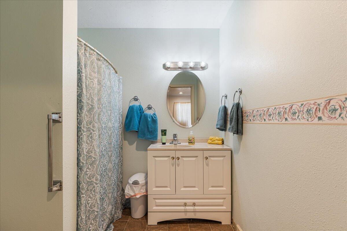 16963 Southwest Bullhead Road Terrebonne, OR 97760 - Photo 24 of 26 ADU Bathroom