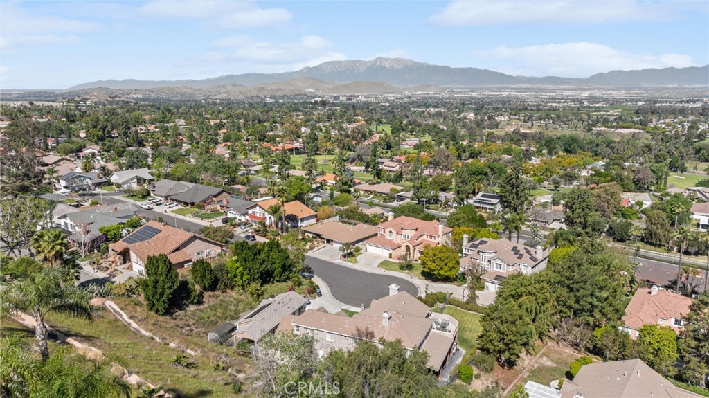 1240 San Cristobal Drive Riverside, CA 92506 - Photo 14 of 67