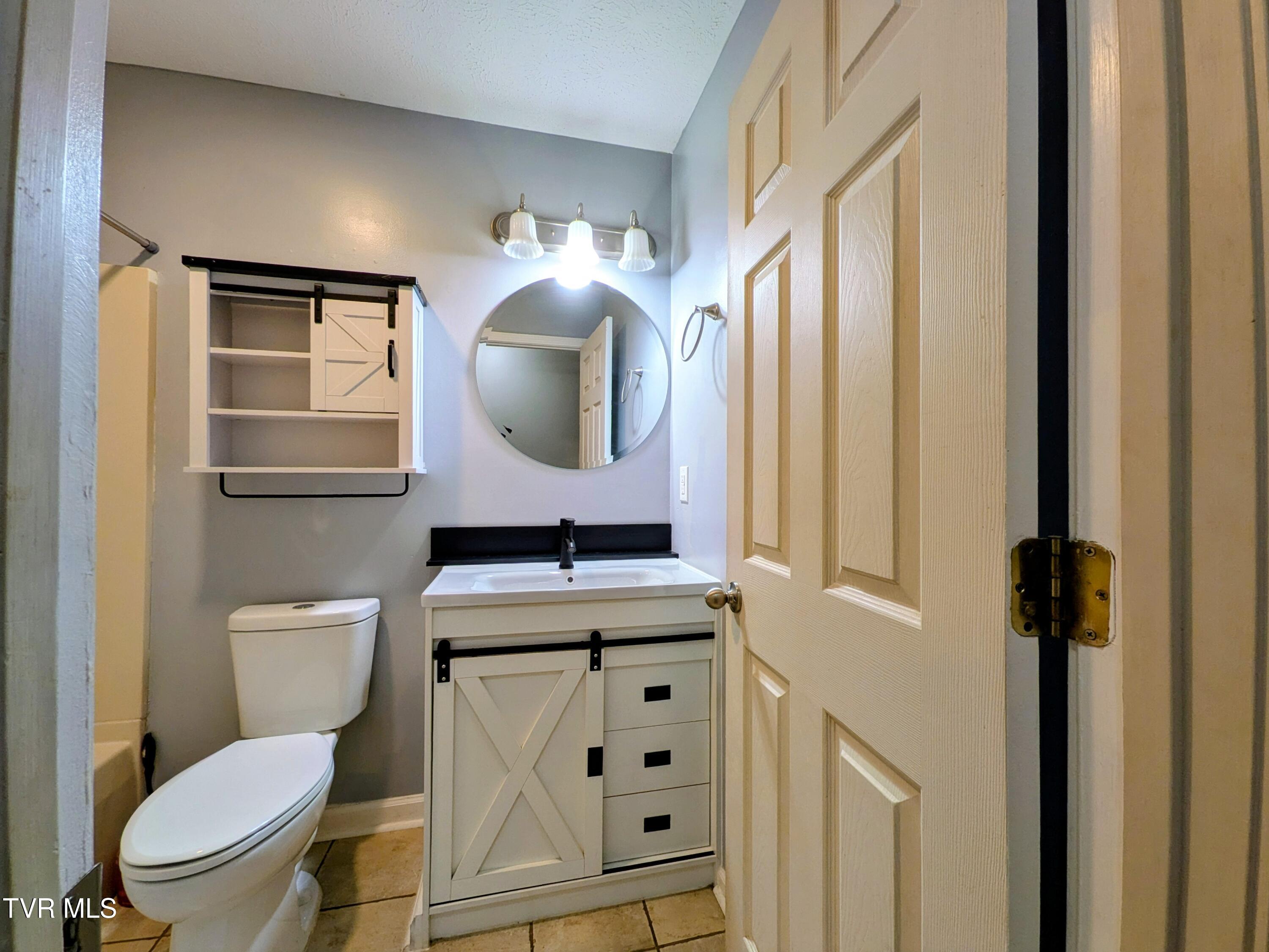 113 Nave Hollow Road Elizabethton, TN 37643 - Photo 22 of 91 Bathroom1(3)