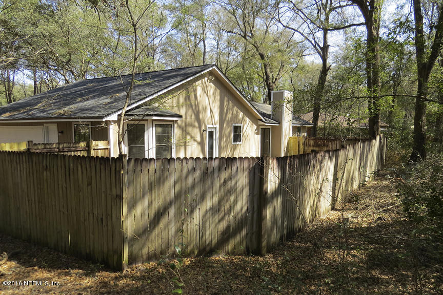4267 Chokeberry Road Middleburg, FL 32068 - Photo 33 of 38 Fenced Yard