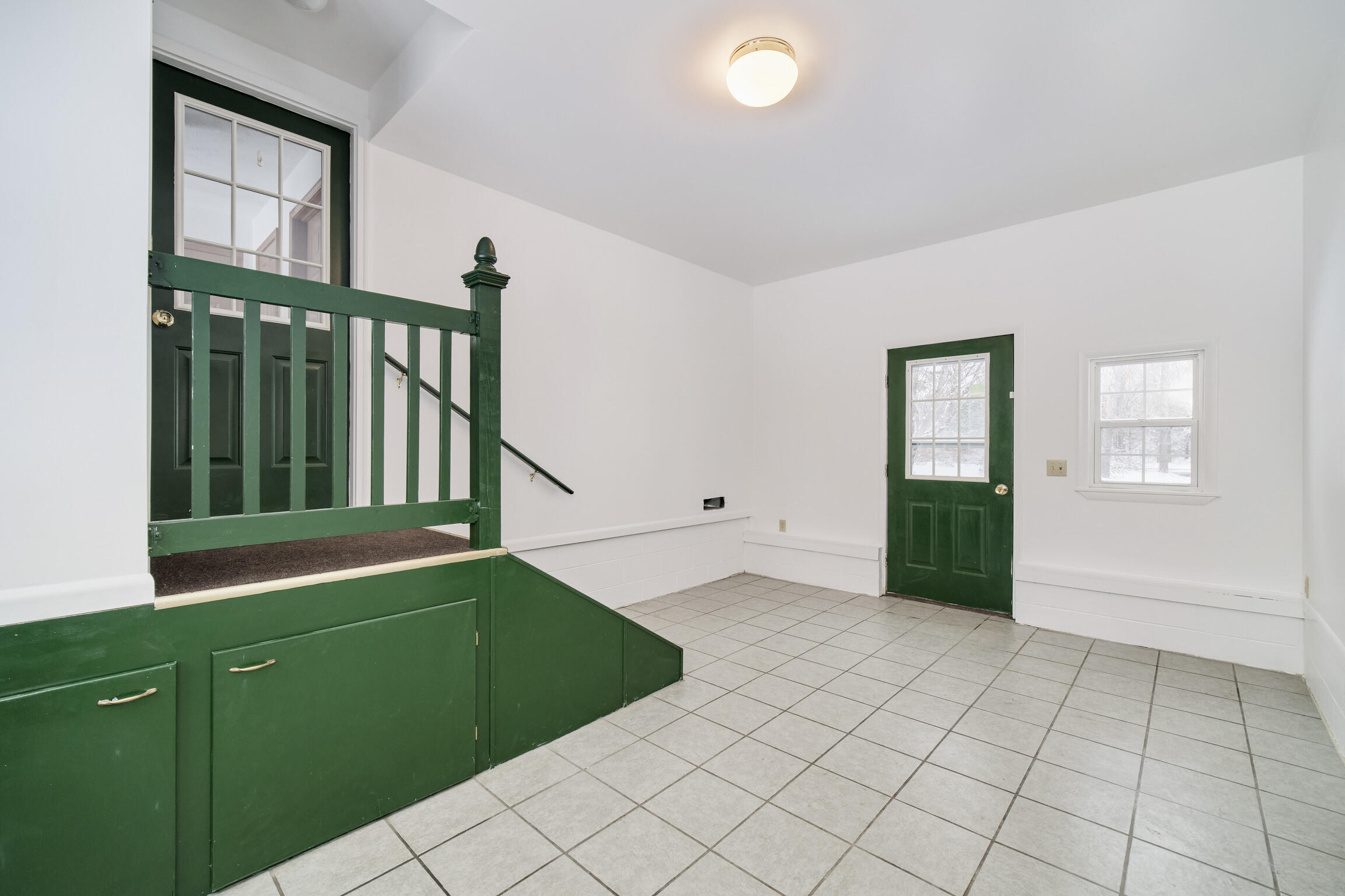 10775 Pine Creek Road Manistee, MI 49660 - Photo 48 of 74 Finished Mudroom