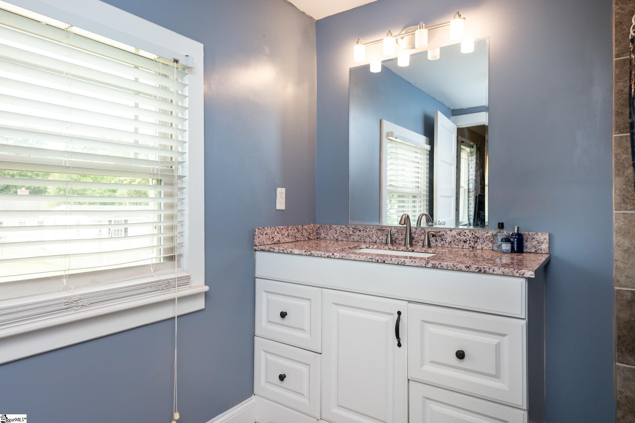 607 Musgrove Street Clinton, SC 29325 - Photo 17 of 28 Gallery Image 17