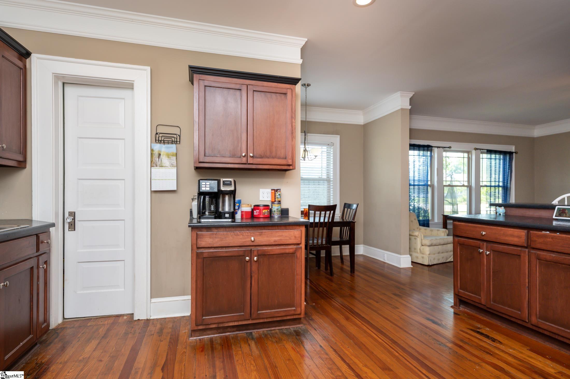 607 Musgrove Street Clinton, SC 29325 - Photo 9 of 28 Gallery Image 9