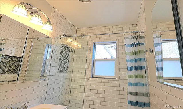 $1,750 | 916 Custer Avenue, Colorado Springs, CO 80903