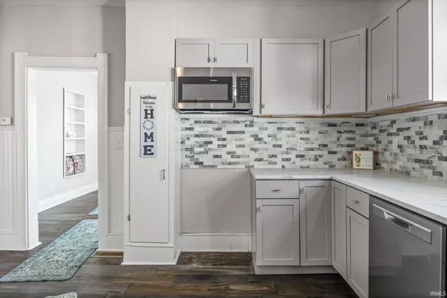 $245,000 | 206 West Main Street, Chalmers, IN 47929