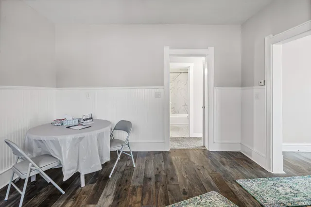 $245,000 | 206 West Main Street, Chalmers, IN 47929