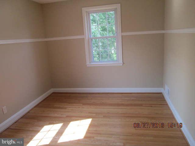 216 Blakeney Road Baltimore, MD 21228 - Photo 8 of 12 Bedroom