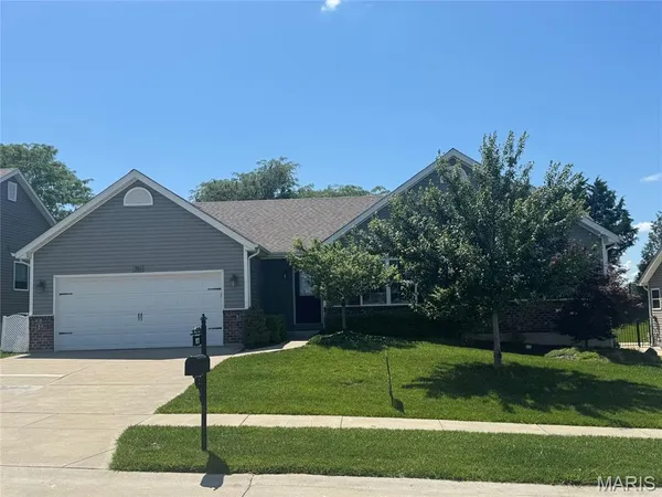 $2,200 | 931 Mule Creek Drive, Wentzville, MO 63385