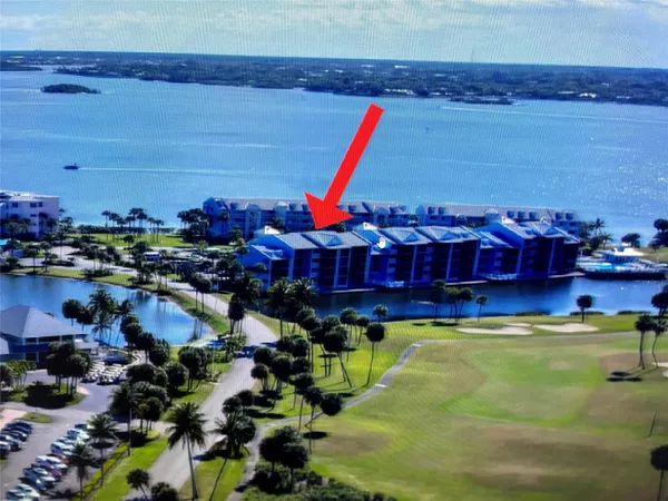 $5,100 | 40 Northeast Plantation Road, Unit 208, Stuart, FL 34996