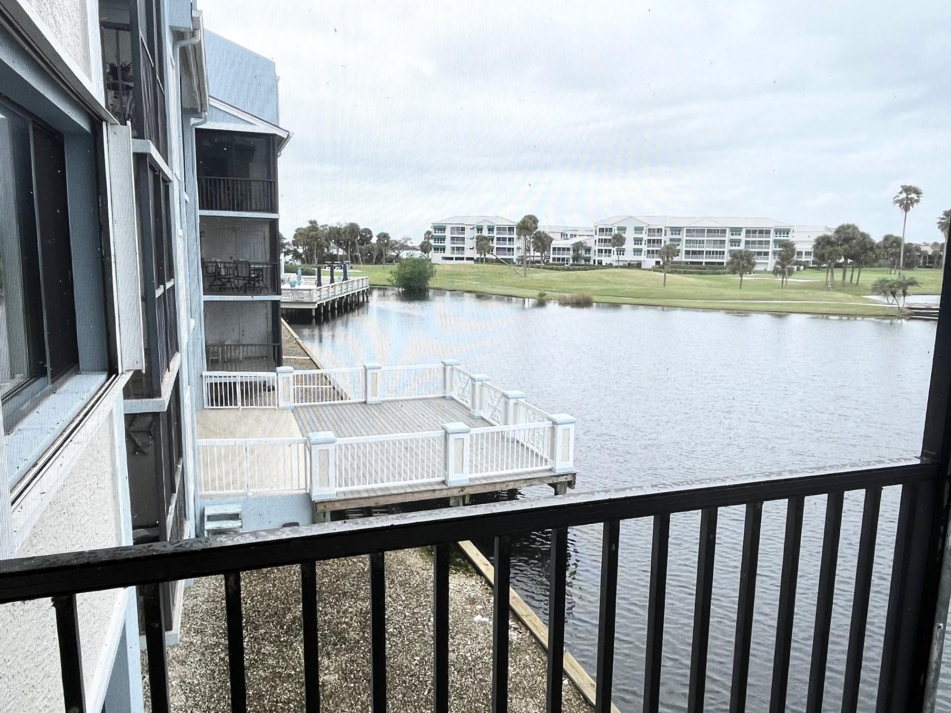 40 Northeast Plantation Road, Unit 208 Jensen Beach, FL 34957 - Photo 32 of 38 Photo 32