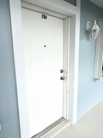 $5,100 | 40 Northeast Plantation Road, Unit 208, Stuart, FL 34996