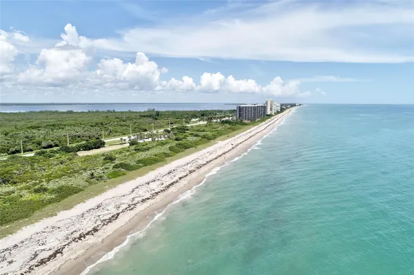 $5,100 | 40 Northeast Plantation Road, Unit 208, Stuart, FL 34996
