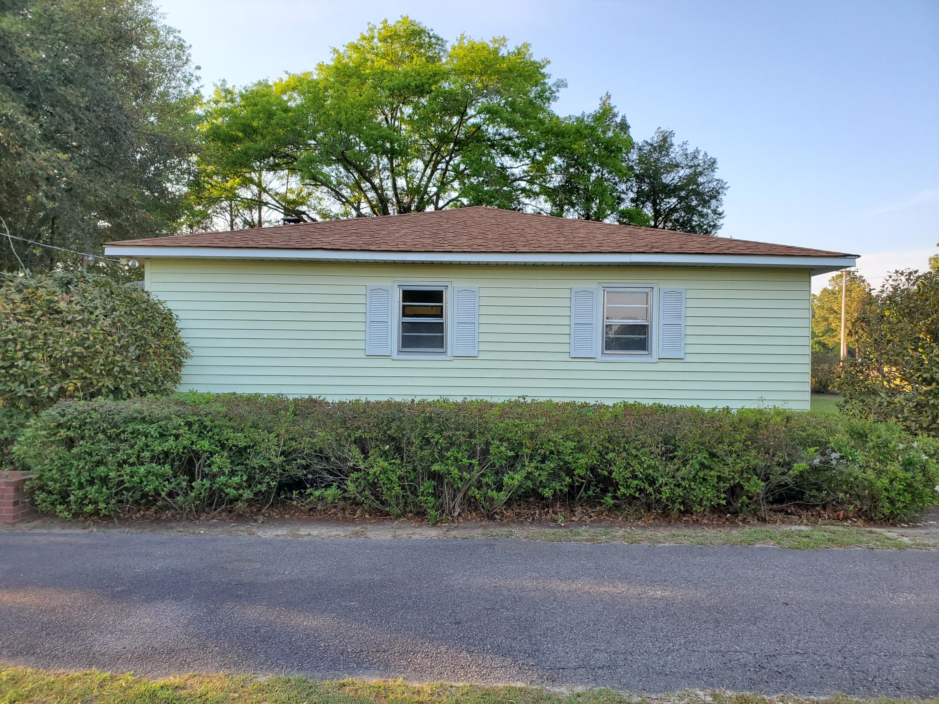 2481 Piper Road Aiken, SC 29805 - Photo 3 of 33