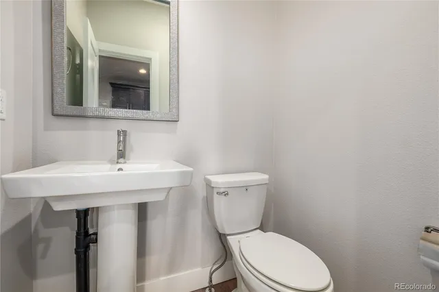 $4,500 | 1468 South Washington Street, Denver, CO 80210