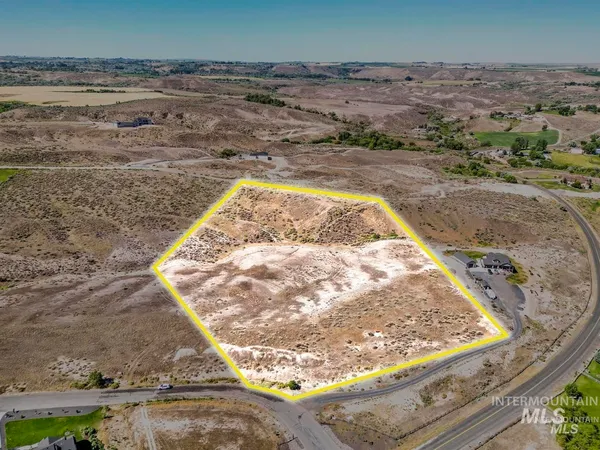 $205,000 | 4523 North 1250 East, Buhl, ID 83316