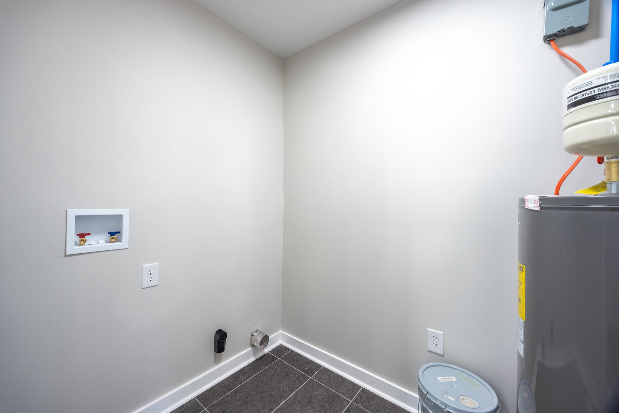2002 Young Road Southeast Cleveland, TN 37323 - Photo 9 of 21 a bathroom with a toilet and a sink