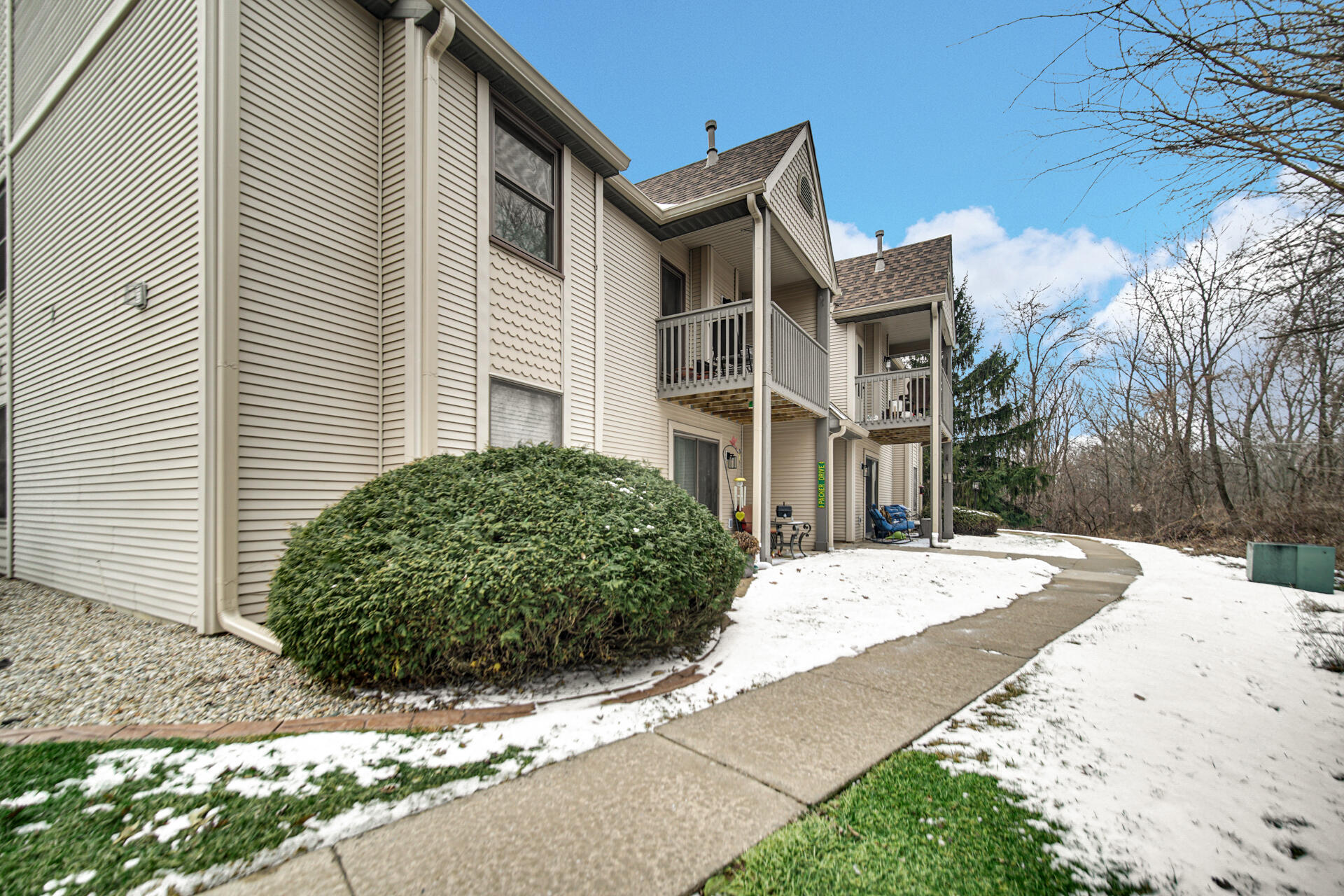 3603 Timberbridge Drive, Unit E Valparaiso, IN 46383 - Photo 17 of 21 1920x1280