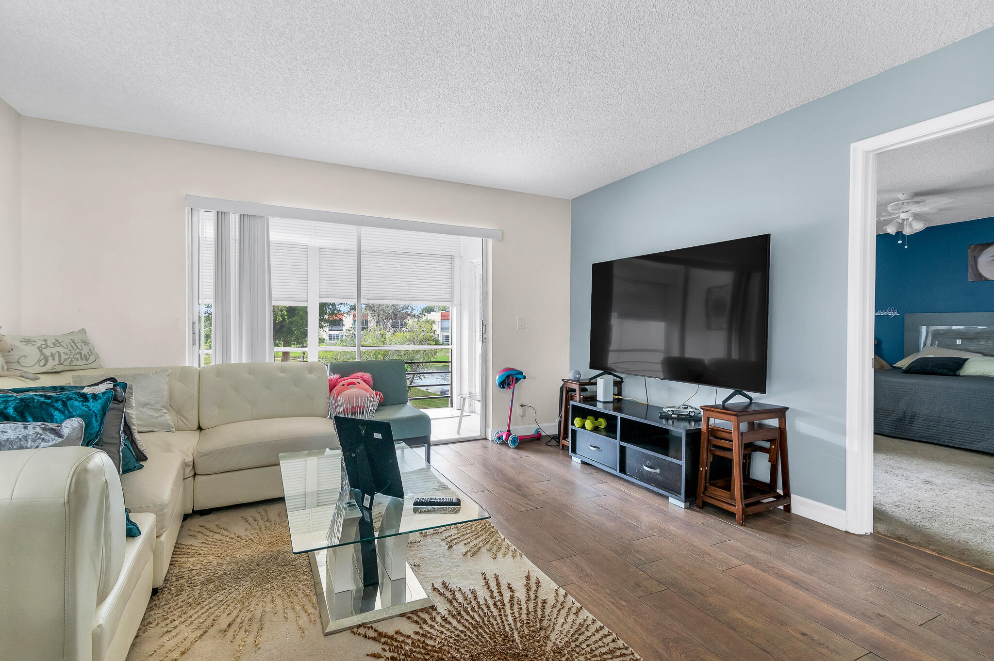 829 Camino Road, Unit 201CC Delray Beach, FL 33445 - Photo 5 of 18 photo-9