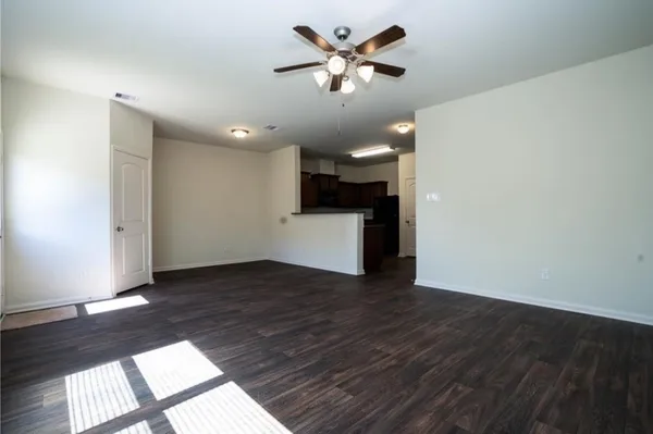 $1,760 | 212 Autumn Berry Lane, Brookshire, TX 77423
