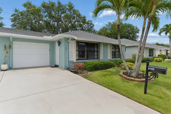 $214,900 | 9795 Tabebuia Tree Drive, Unit B, Boynton Beach, FL 33436