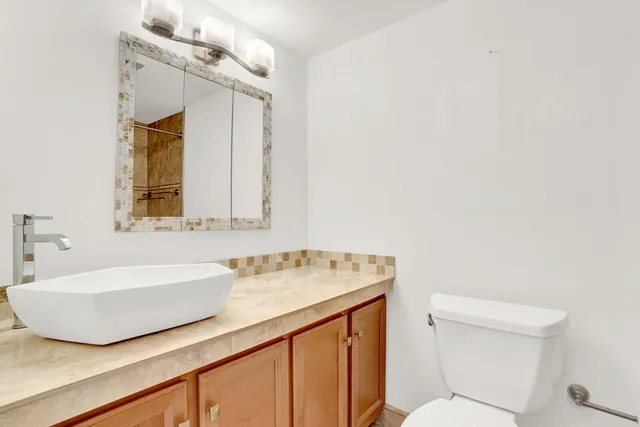 $225,000 | 32 Colonial Club Drive, Unit 203, Boynton Beach, FL 33435