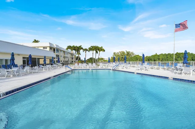 $225,000 | 32 Colonial Club Drive, Unit 203, Boynton Beach, FL 33435