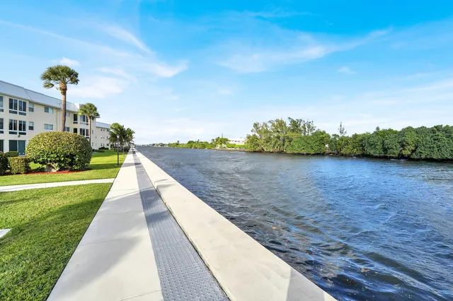 $225,000 | 32 Colonial Club Drive, Unit 203, Boynton Beach, FL 33435