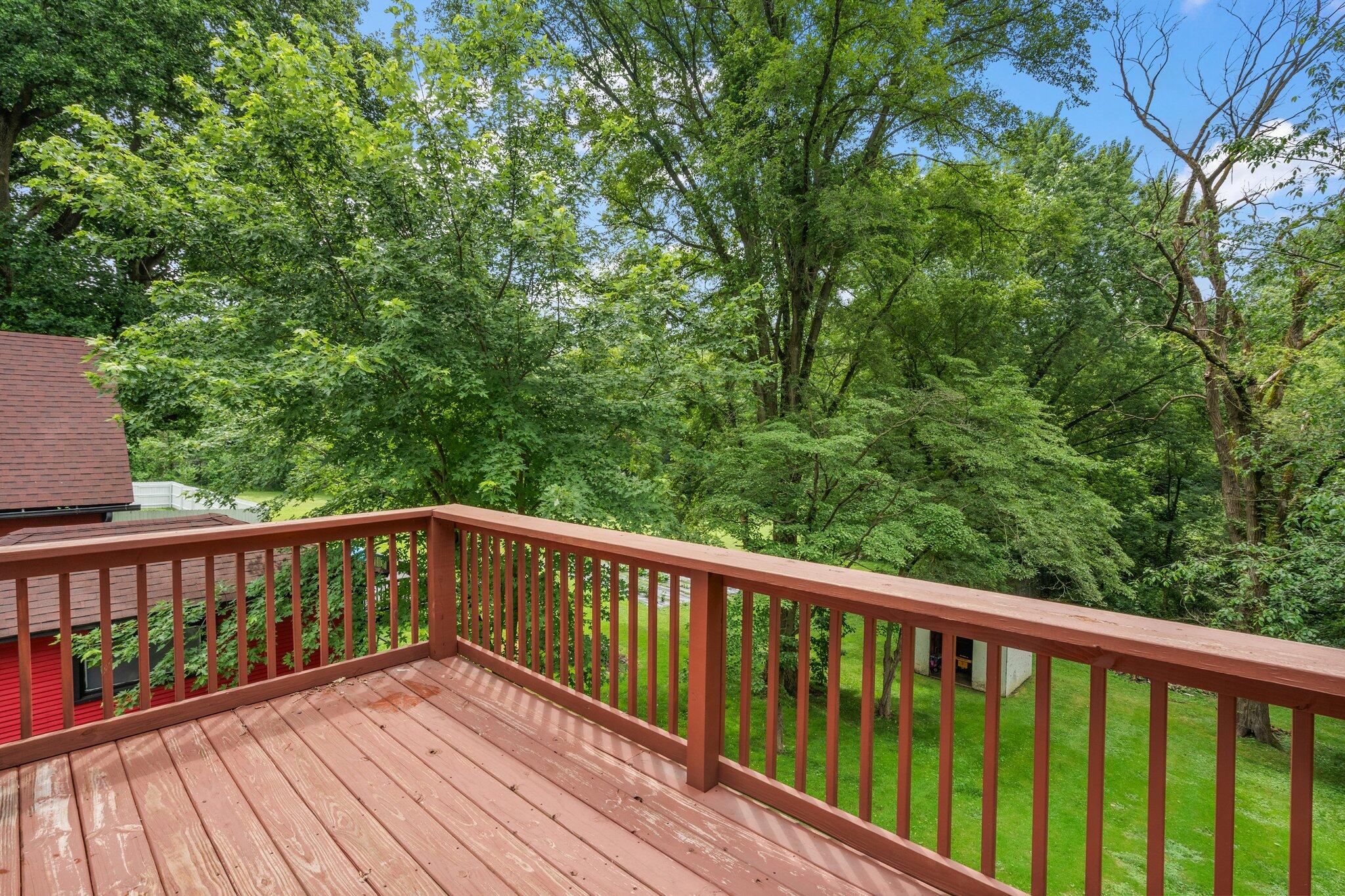 1532 2nd Street La Porte, IN 46350 - Photo 29 of 31 a view of roof deck