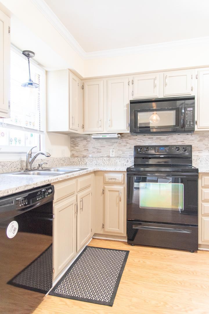 6728 Queen Annes Drive Raleigh, NC 27613 - Photo 8 of 27 Photo #9