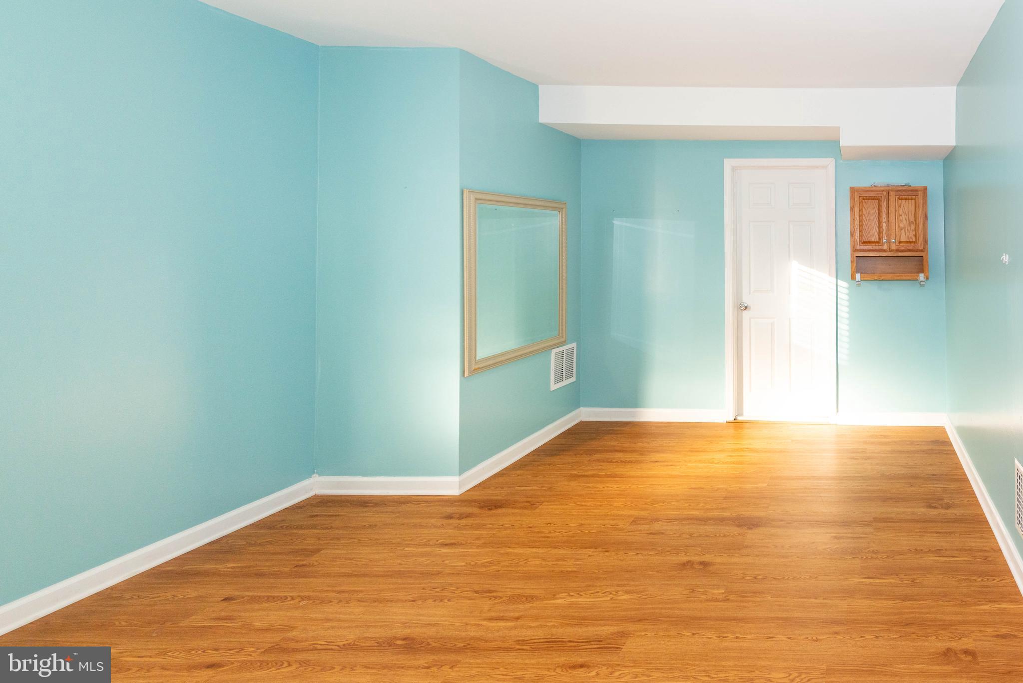 334 Upperlanding Road Essex, MD 21221 - Photo 20 of 57