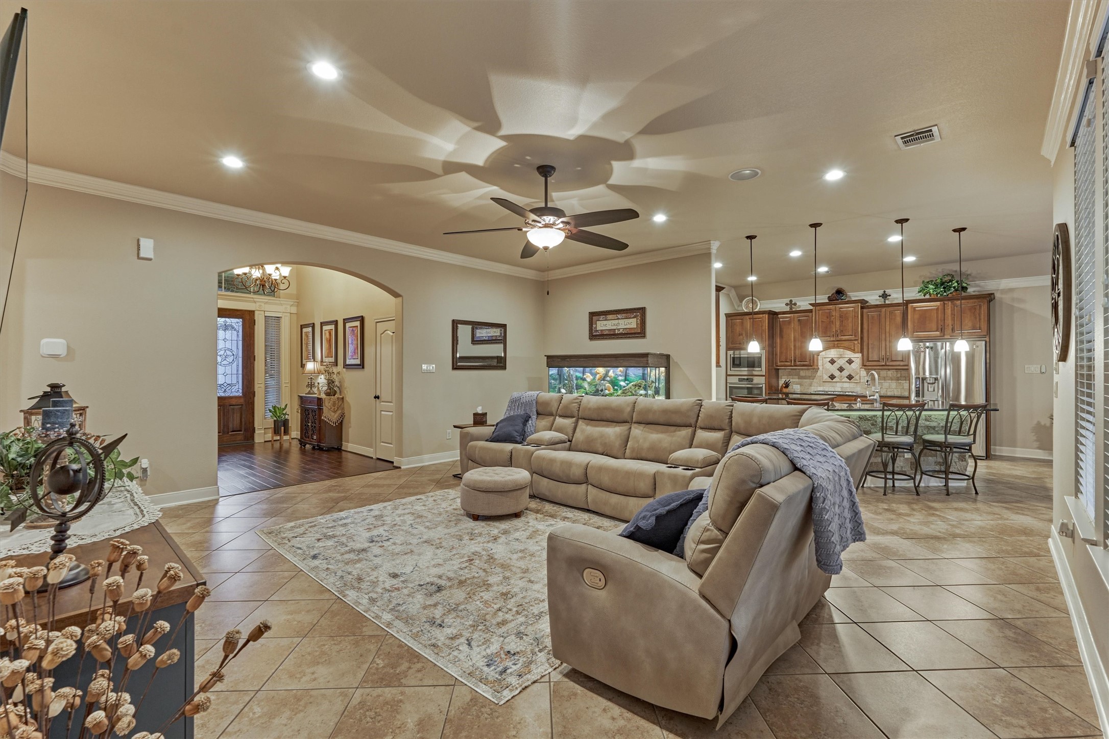 11598 Sebastian's Run Montgomery, TX 77316 - Photo 15 of 50 Alternate view of the living room showcasing open sightlines.