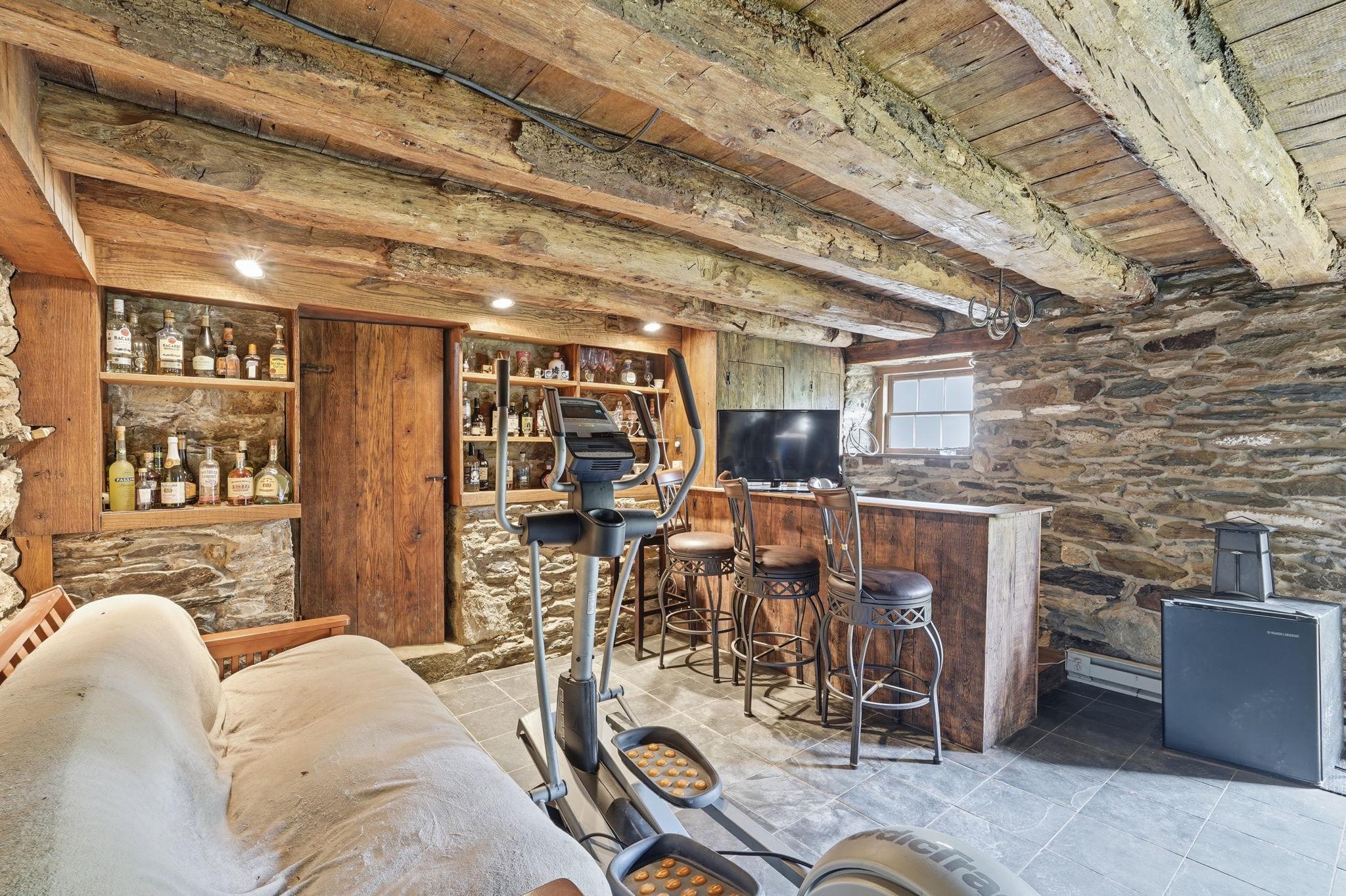 38863 Ridge Court Hamilton, VA 20158 - Photo 63 of 90 Lower Level Pub with full door to outside