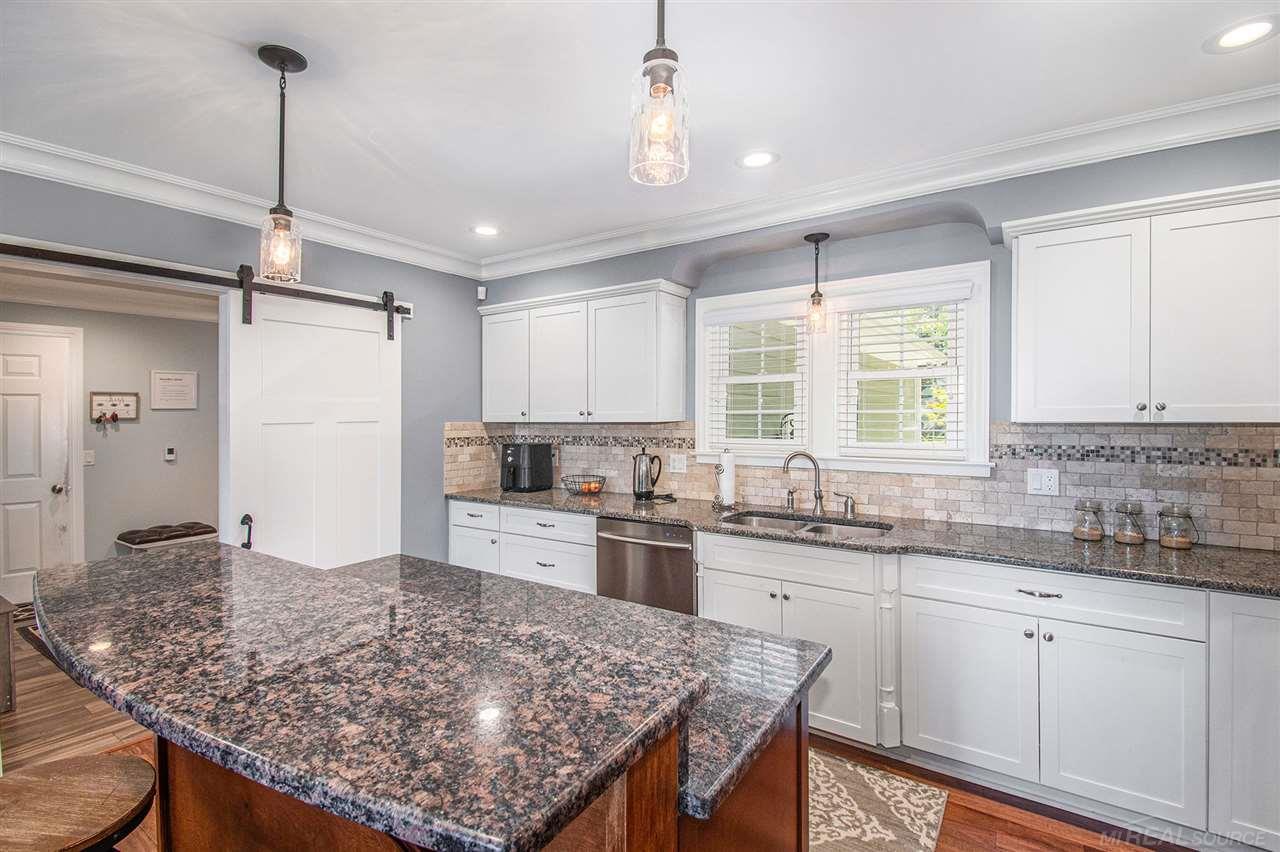 33865 Schneider Road New Baltimore, MI 48047 - Photo 7 of 49 50014914-6.JPG