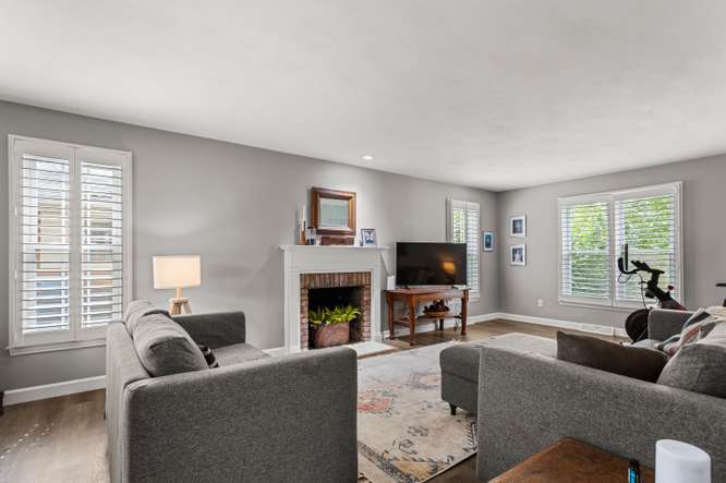 1703 Mayfair Road Champaign, IL 61821 - Photo 7 of 44 Gallery Image 7