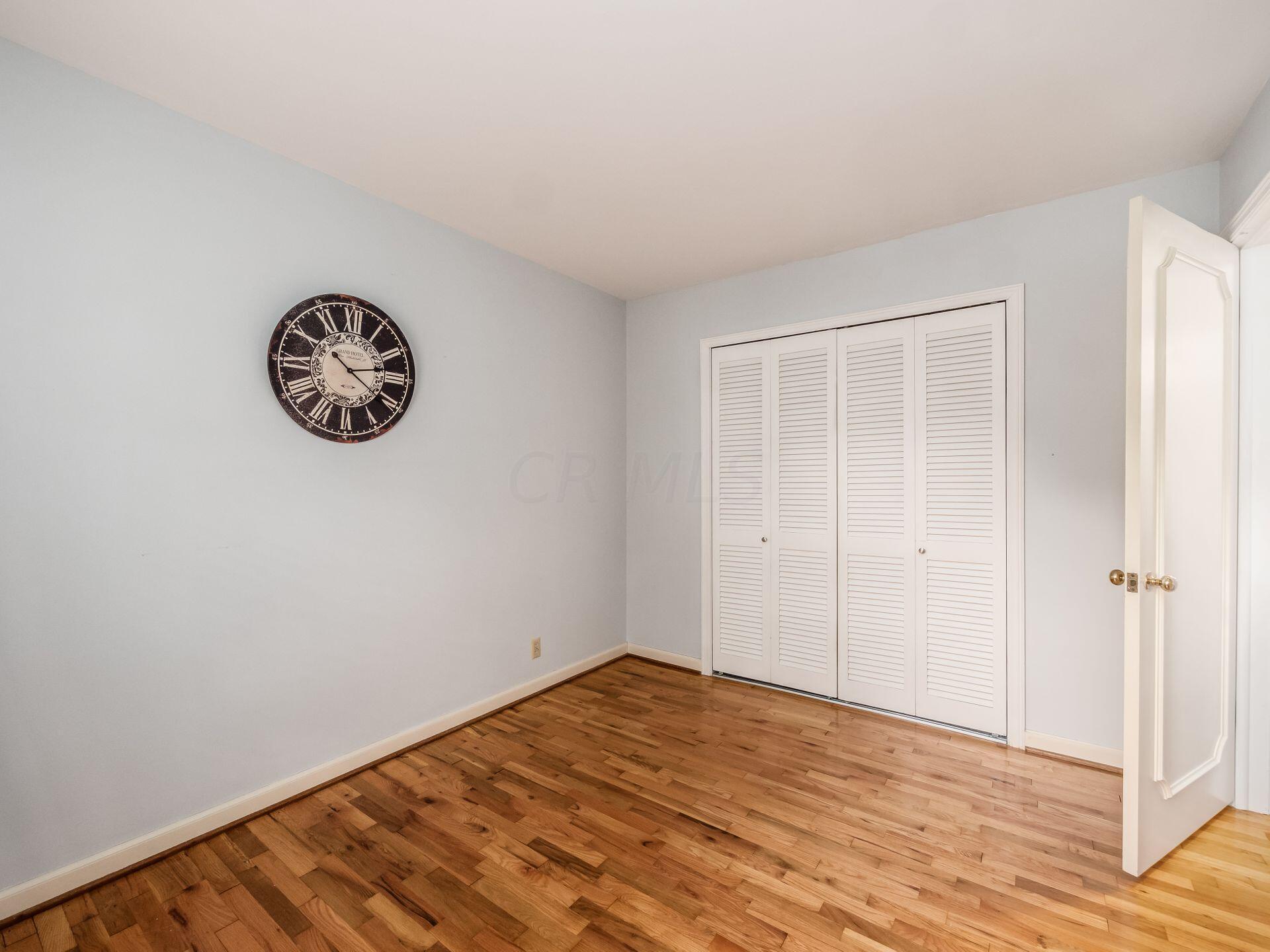1631 Roxbury Road, Unit A2 Columbus, OH 43212 - Photo 25 of 38 Bedroom 2