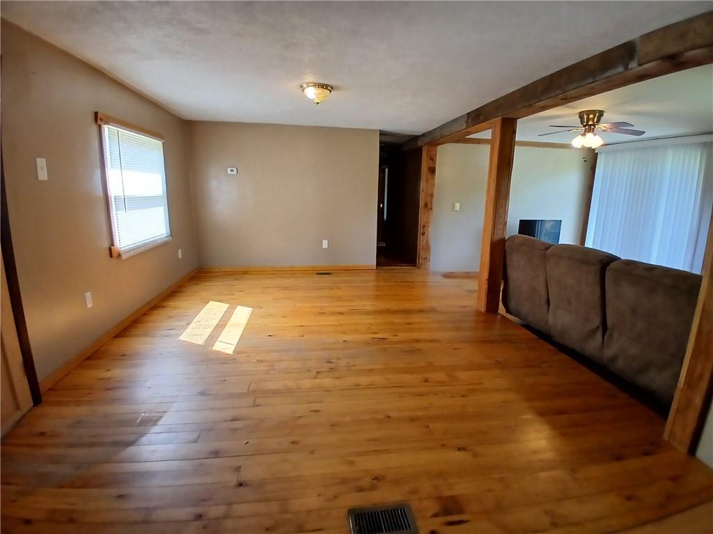 628 Claypike Road Acme, PA 15610 - Photo 12 of 24 Gallery Image 12