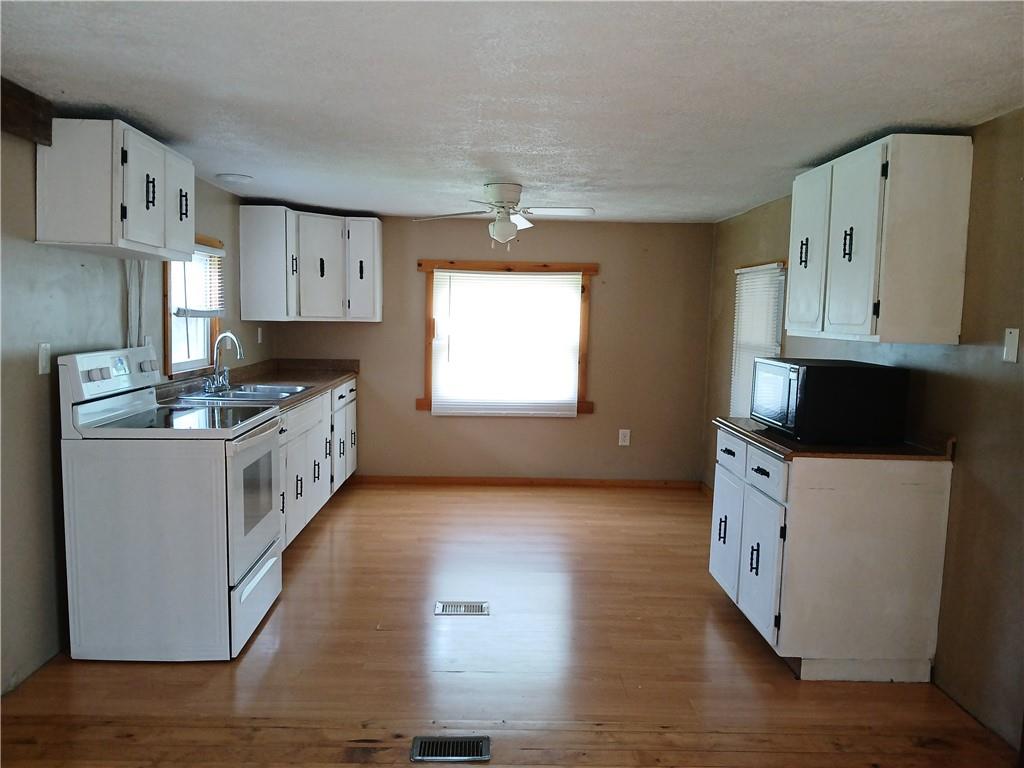 628 Claypike Road Acme, PA 15610 - Photo 7 of 24 Gallery Image 7