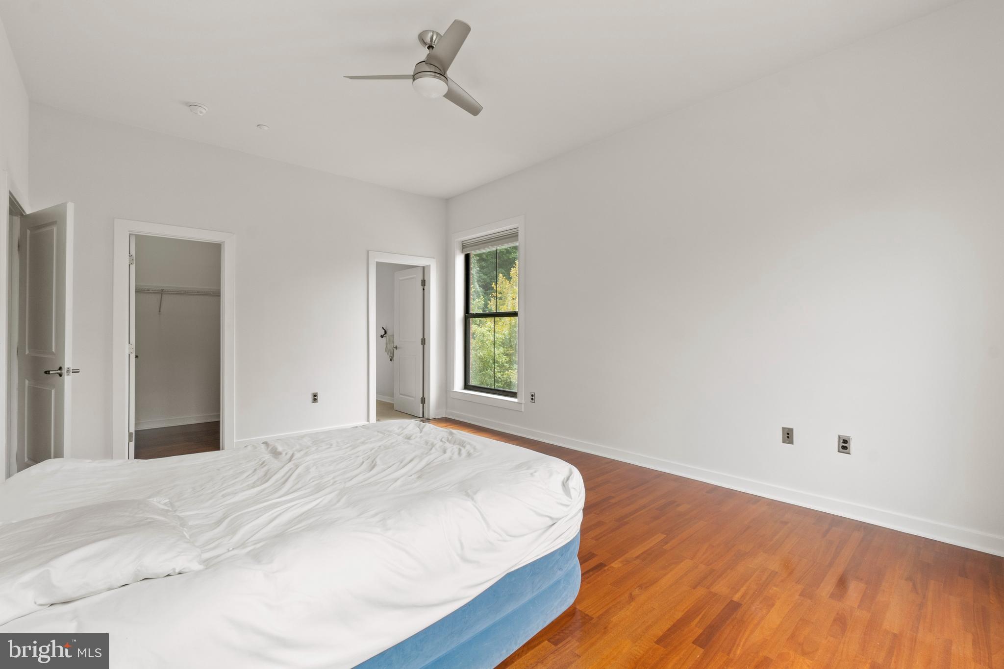 2007 Clipper Park Road, Unit 323 Baltimore, MD 21211 - Photo 17 of 25 primary bedroom