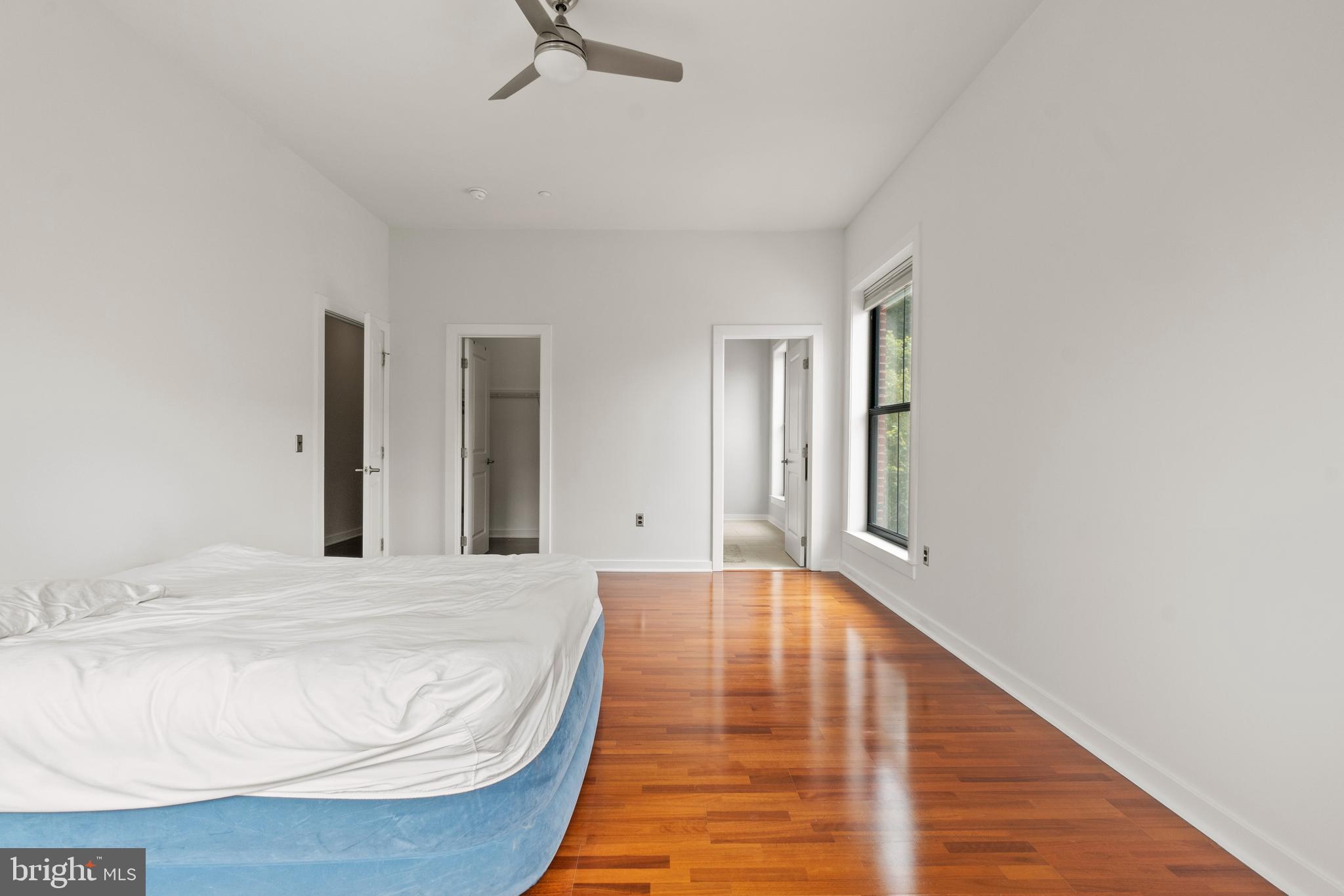 2007 Clipper Park Road, Unit 323 Baltimore, MD 21211 - Photo 18 of 25 primary bedroom