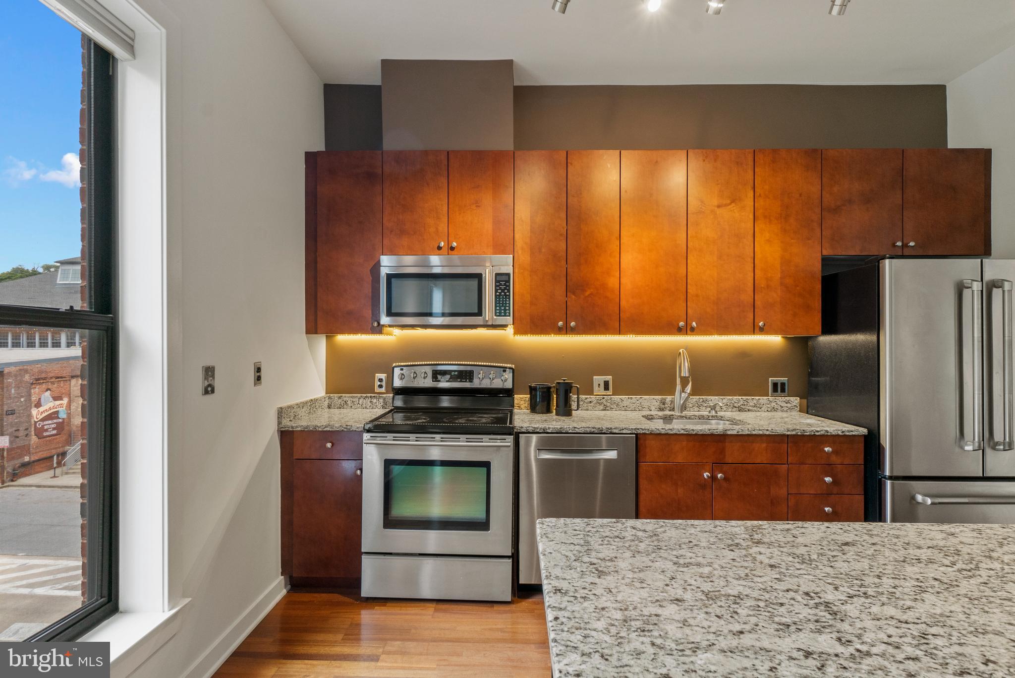 2007 Clipper Park Road, Unit 323 Baltimore, MD 21211 - Photo 6 of 25