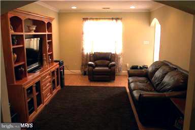 3271 Ryon Court Waldorf, MD 20601 - Photo 3 of 6 Living Room