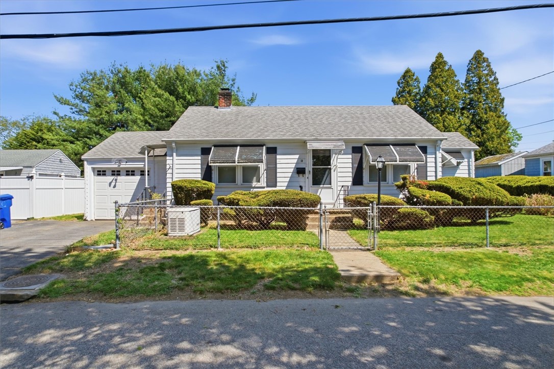 15 Rhodes Avenue East Providence, RI 02915 - Photo 22 of 27