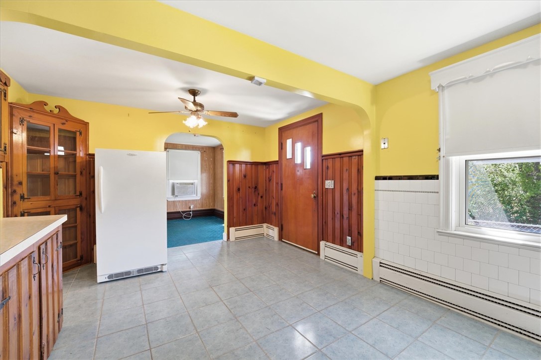 15 Rhodes Avenue East Providence, RI 02915 - Photo 6 of 27