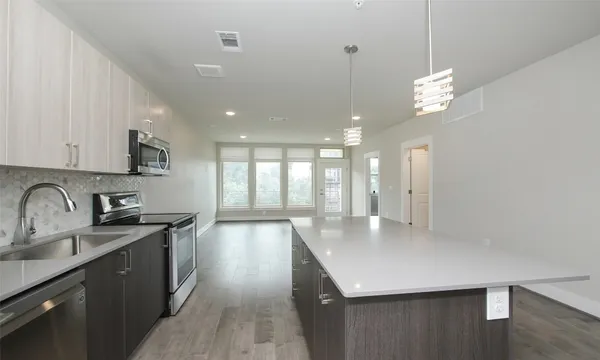 $299,000 | 4819 Caroline Street, Unit 206, Houston, TX 77004
