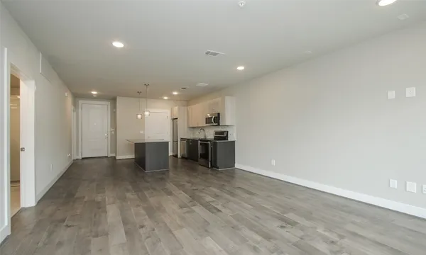 $299,000 | 4819 Caroline Street, Unit 206, Houston, TX 77004
