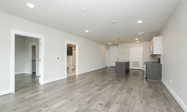 $299,000 | 4819 Caroline Street, Unit 206, Houston, TX 77004