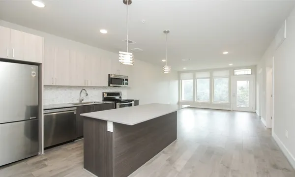 $299,000 | 4819 Caroline Street, Unit 206, Houston, TX 77004