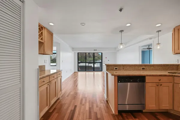 $850,000 | 700 1st Street, Unit 9RS, Hoboken, NJ 07030